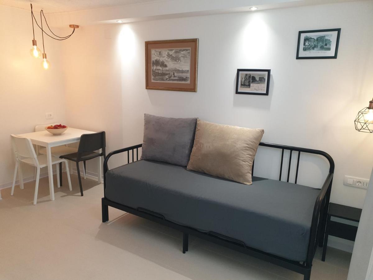 Apartments With A Parking Space Valbandon, Fazana - 7296 Štinjan المظهر الخارجي الصورة